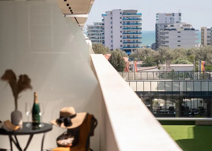 Apartament C68 - Alezzi Odyssey Pool & Spa Resort Aparthotel Năvodari